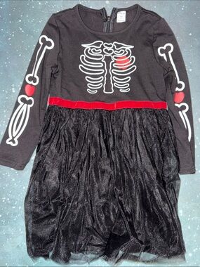 SHEIN girls Halloween Black Skeleton Dress with Red Heart Accent 5 new
